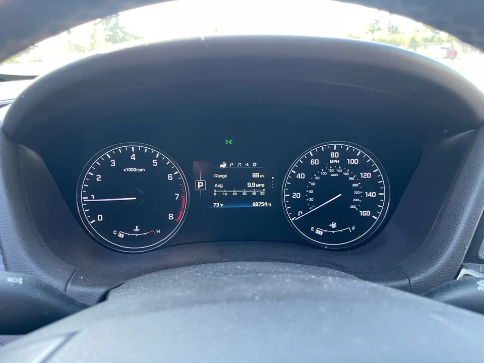 2016 Hyundai Genesis - Image 11 of 13
