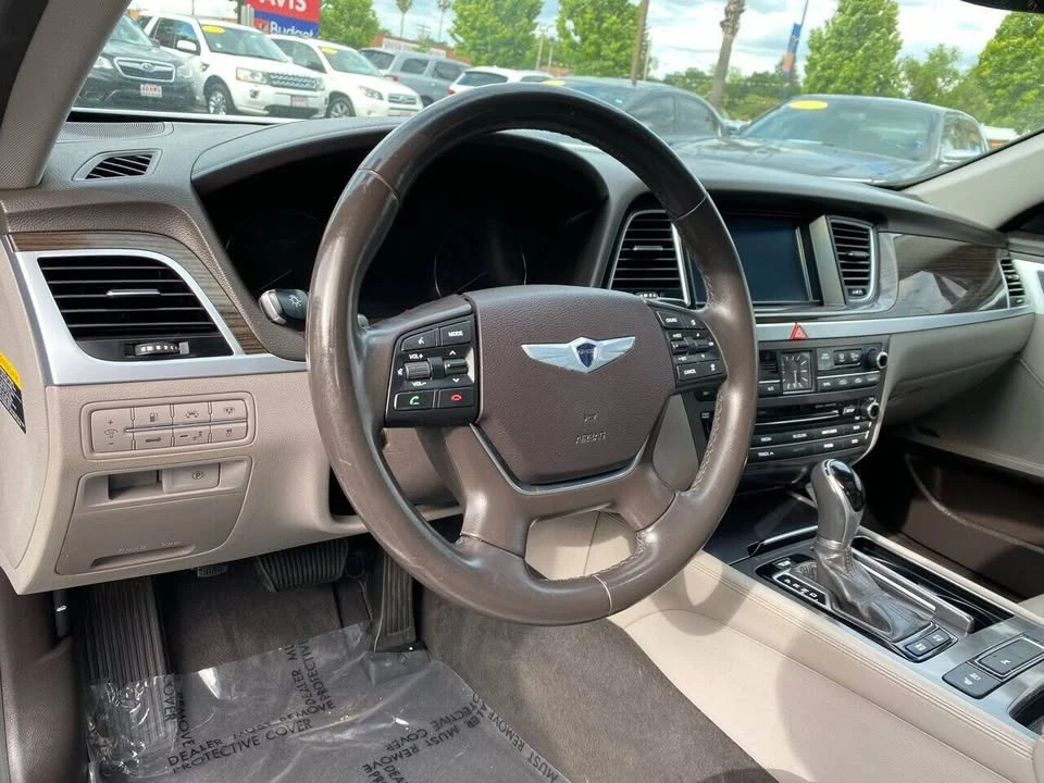 2016 Hyundai Genesis - Image 19 of 20