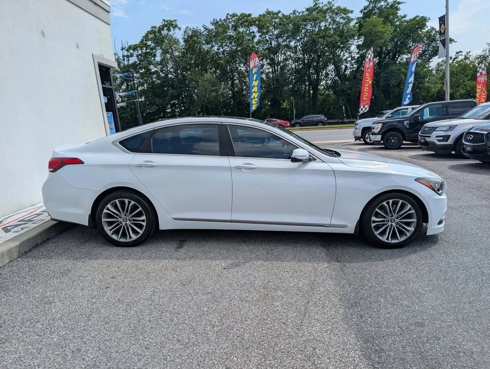 2016 Hyundai Genesis - Image 6 of 20