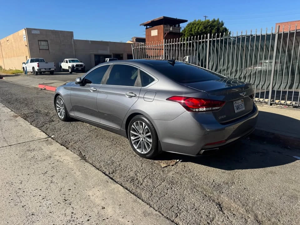 2016 Hyundai Genesis - Image 2 of 9