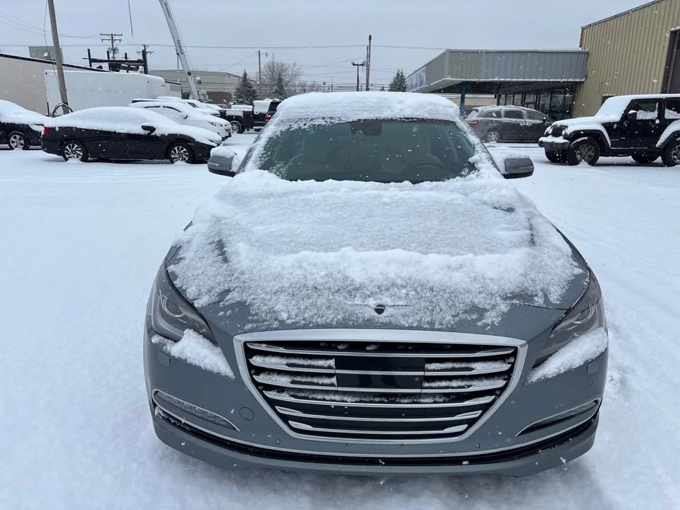 2016 Hyundai Genesis - Image 2 of 17