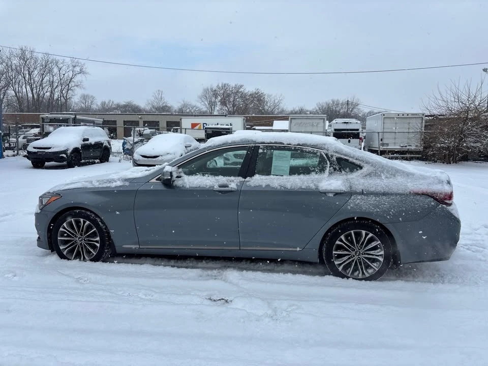 2016 Hyundai Genesis - Image 8 of 17