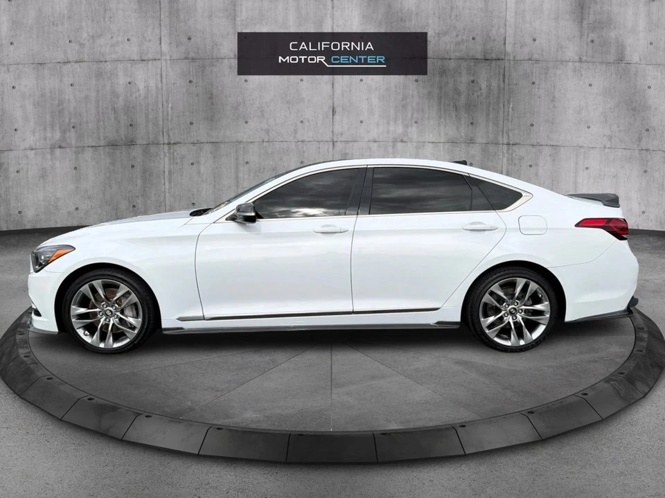 2016 Hyundai Genesis - Image 8 of 20