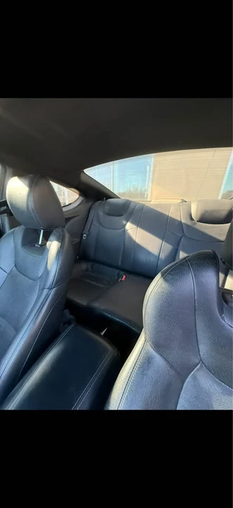 2016 Hyundai Genesis - Image 6 of 9