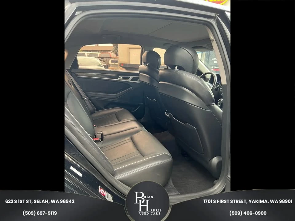 2016 Hyundai Genesis - Image 12 of 18