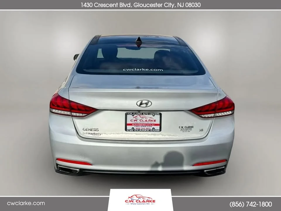 2016 Hyundai Genesis - Image 6 of 17