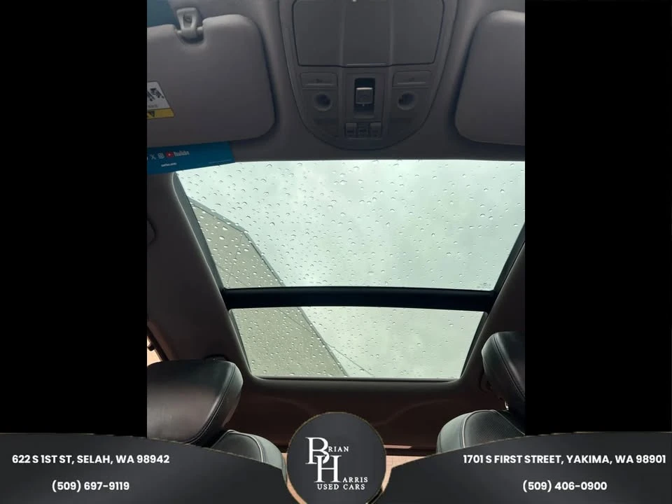 2016 Hyundai Genesis - Image 13 of 18