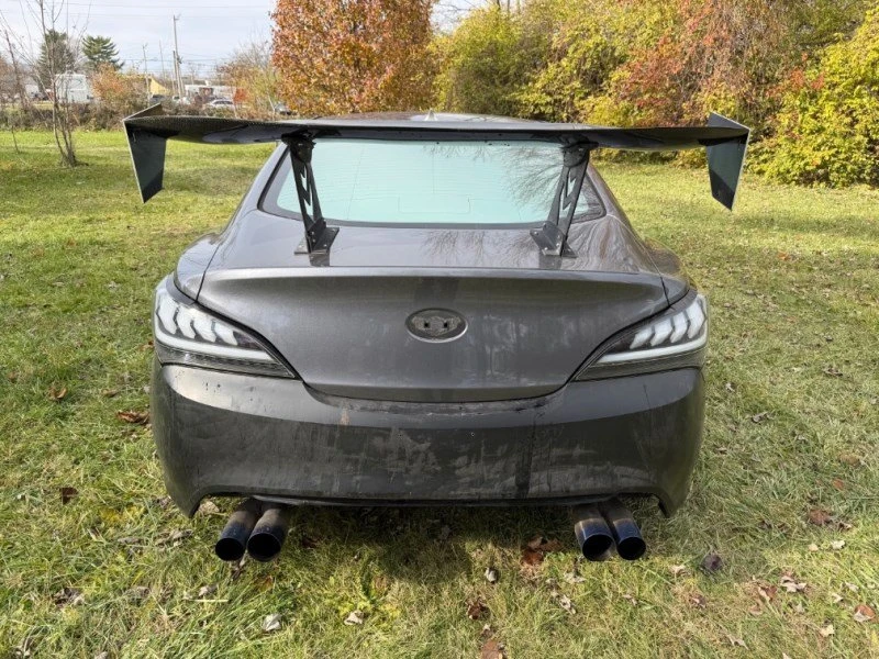 2016 Hyundai Genesis - Image 4 of 11