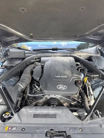 2016 Hyundai Genesis - Image 12 of 12