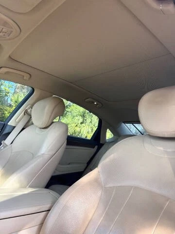 2016 Hyundai Genesis - Image 5 of 12