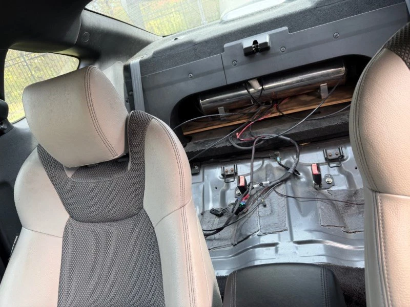 2016 Hyundai Genesis - Image 11 of 11