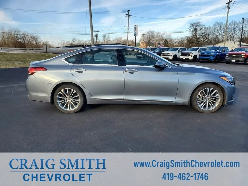2016 Hyundai Genesis - Image 7 of 10