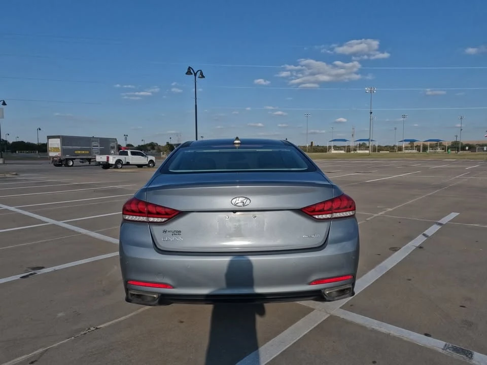 2016 Hyundai Genesis - Image 6 of 20