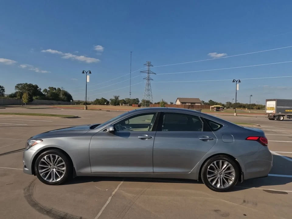 2016 Hyundai Genesis - Image 8 of 20