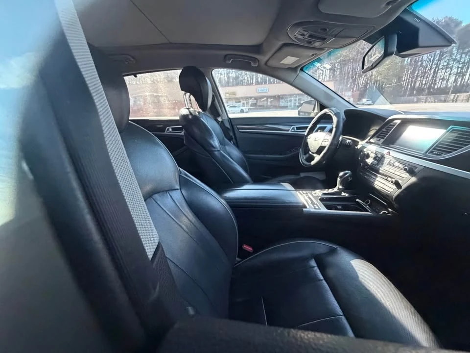 2016 Hyundai Genesis - Image 4 of 6