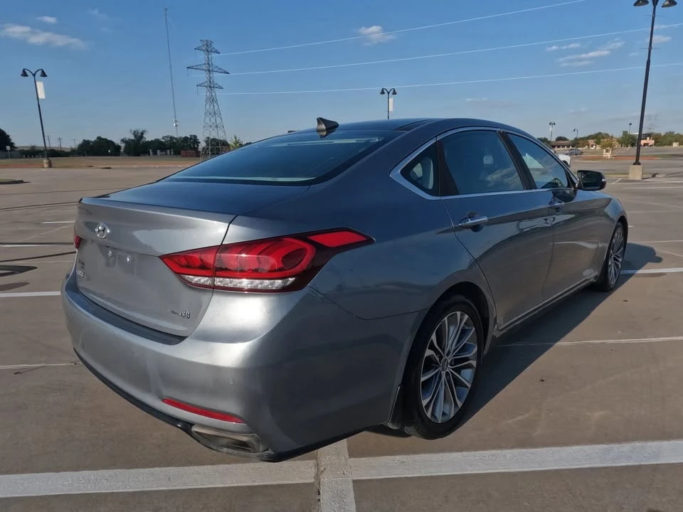 2016 Hyundai Genesis - Image 3 of 20