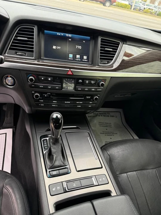 2016 Hyundai Genesis - Image 10 of 10