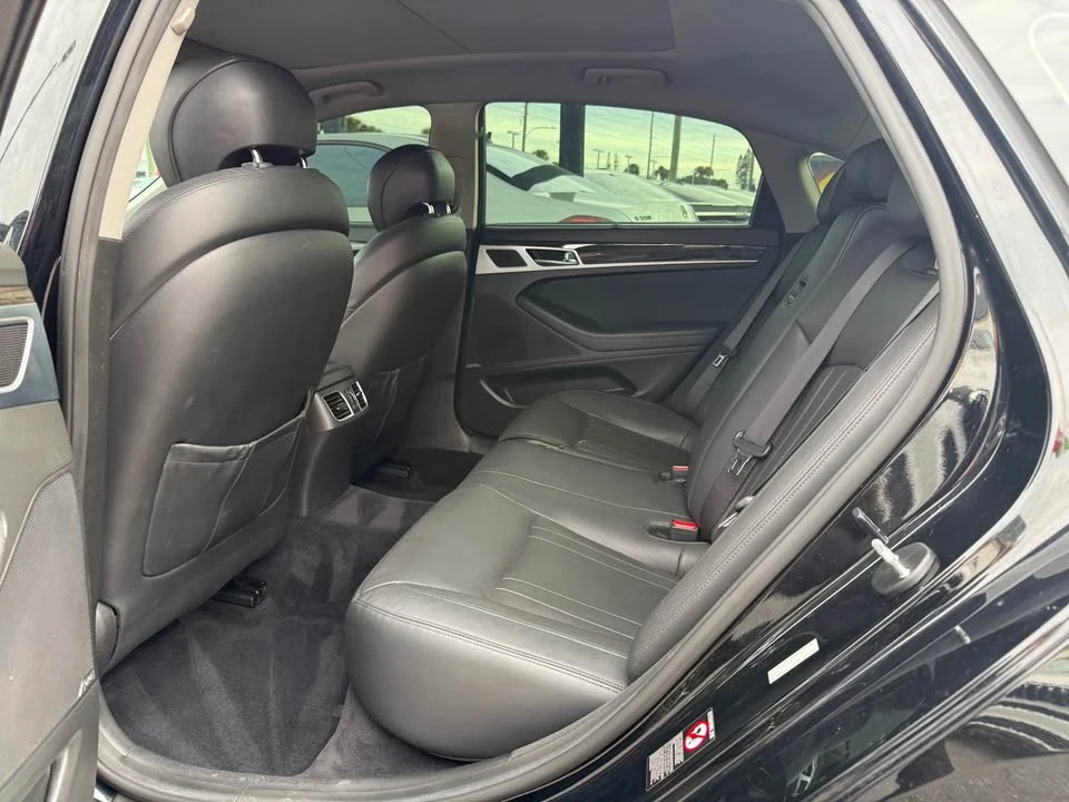 2016 Hyundai Genesis - Image 11 of 11