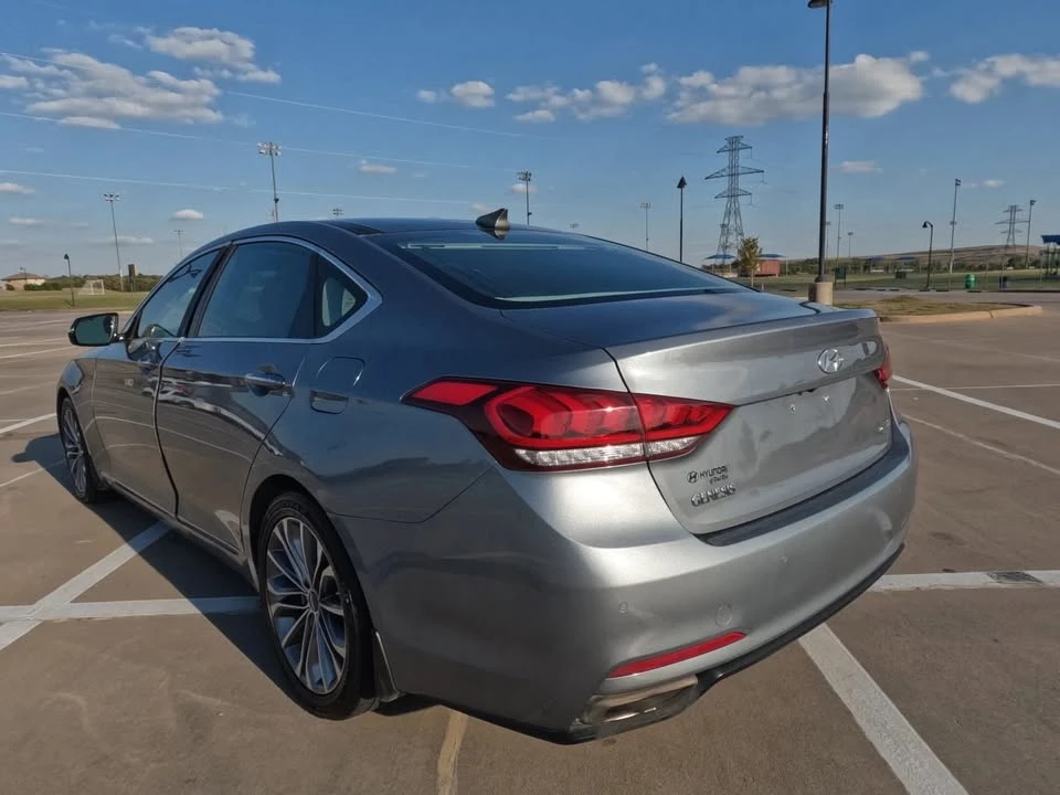 2016 Hyundai Genesis - Image 4 of 20