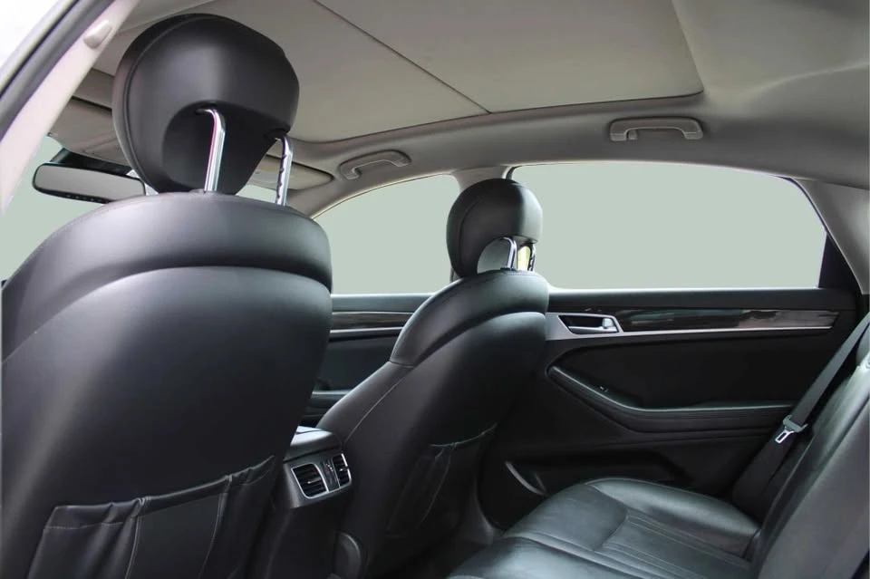 2016 Hyundai Genesis - Image 9 of 14