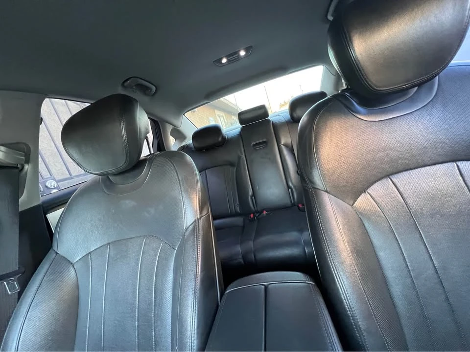 2016 Hyundai Genesis - Image 19 of 20