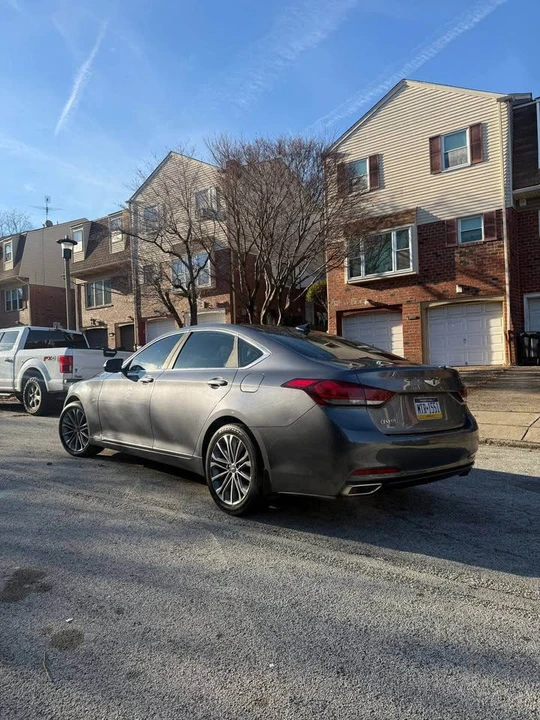 2016 Hyundai Genesis - Image 3 of 17