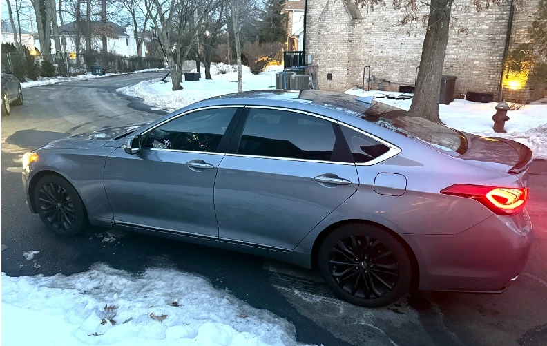 2016 Hyundai Genesis - Image 3 of 8