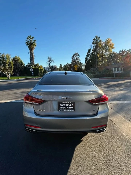 2016 Hyundai Genesis - Image 6 of 12