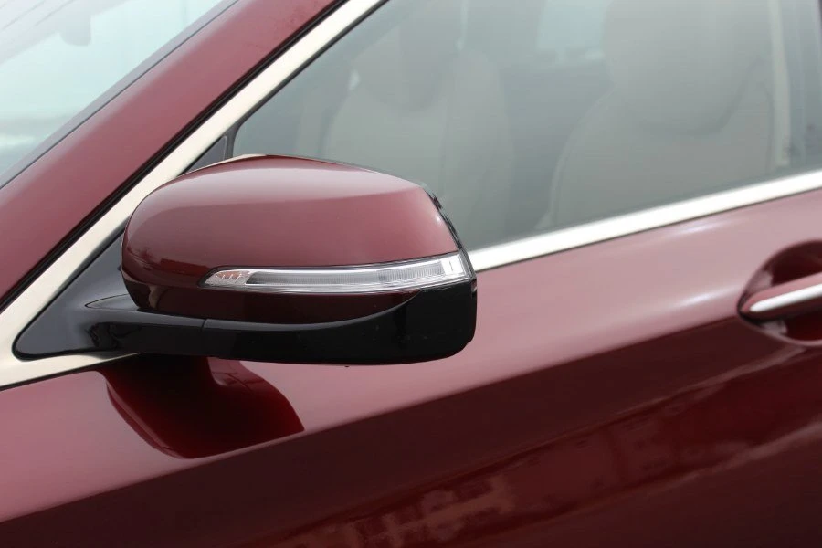2016 Hyundai Genesis - Image 16 of 20