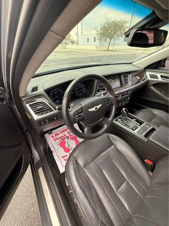 2016 Hyundai Genesis - Image 6 of 16