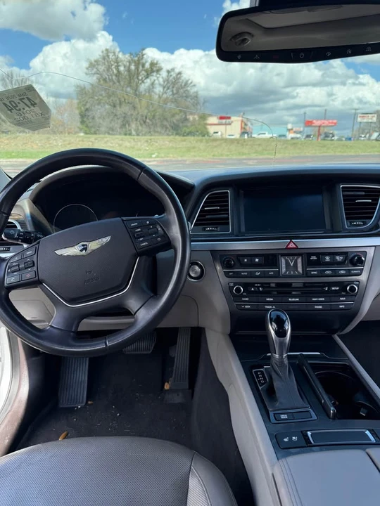 2016 Hyundai Genesis - Image 3 of 7