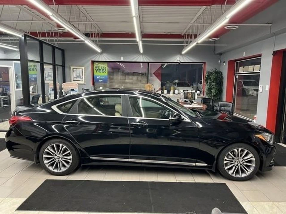 2016 Hyundai Genesis - Image 4 of 20