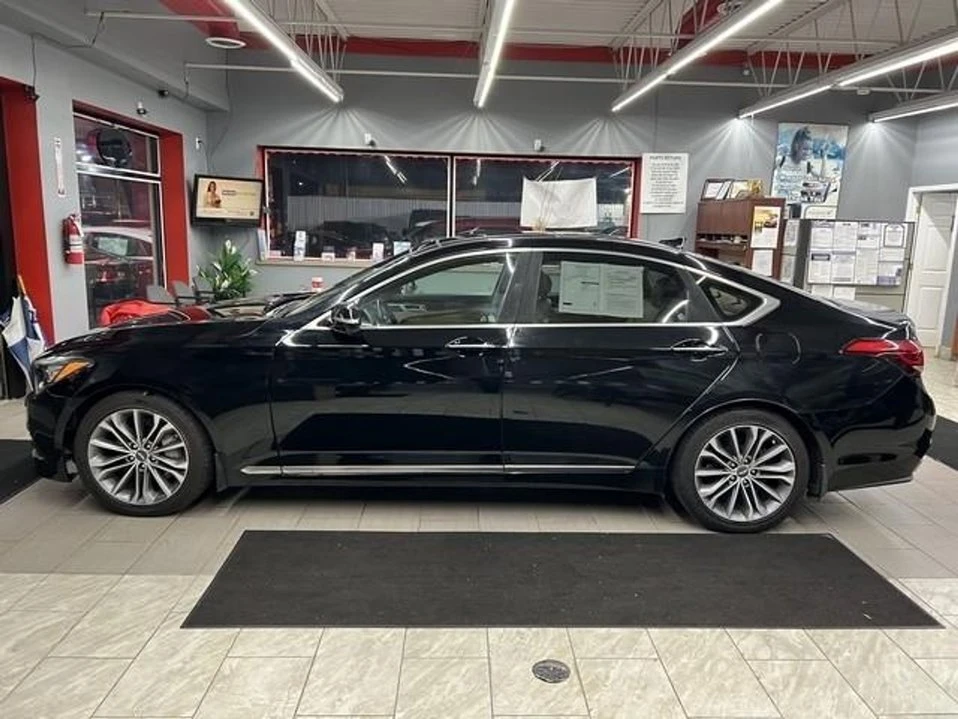 2016 Hyundai Genesis - Image 8 of 20