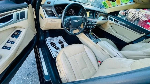 2016 Hyundai Genesis - Image 5 of 11