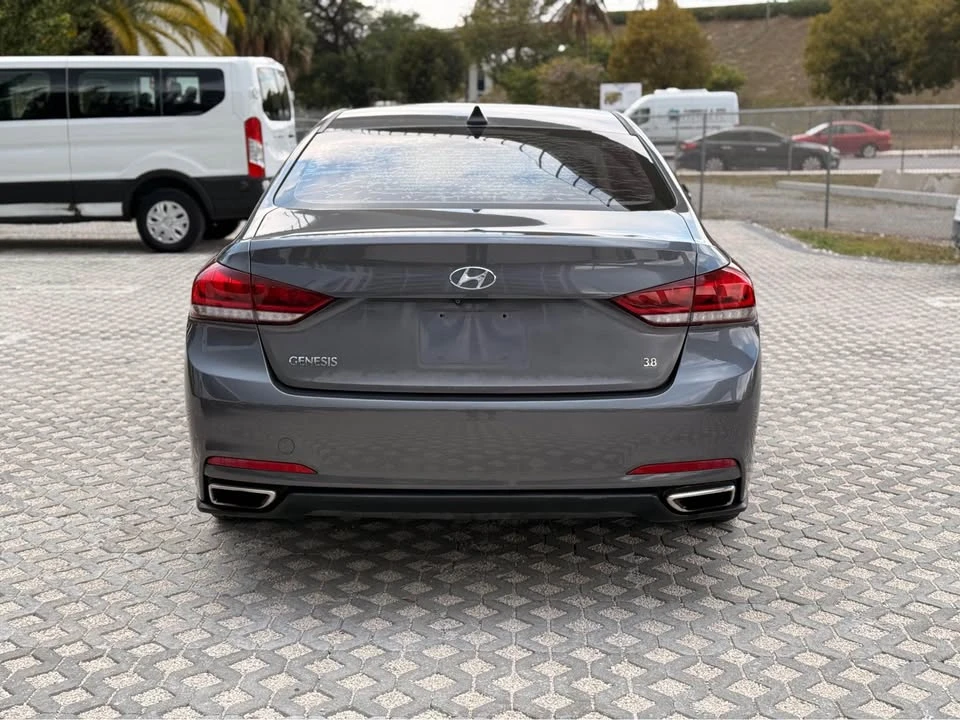 2016 Hyundai Genesis - Image 3 of 19