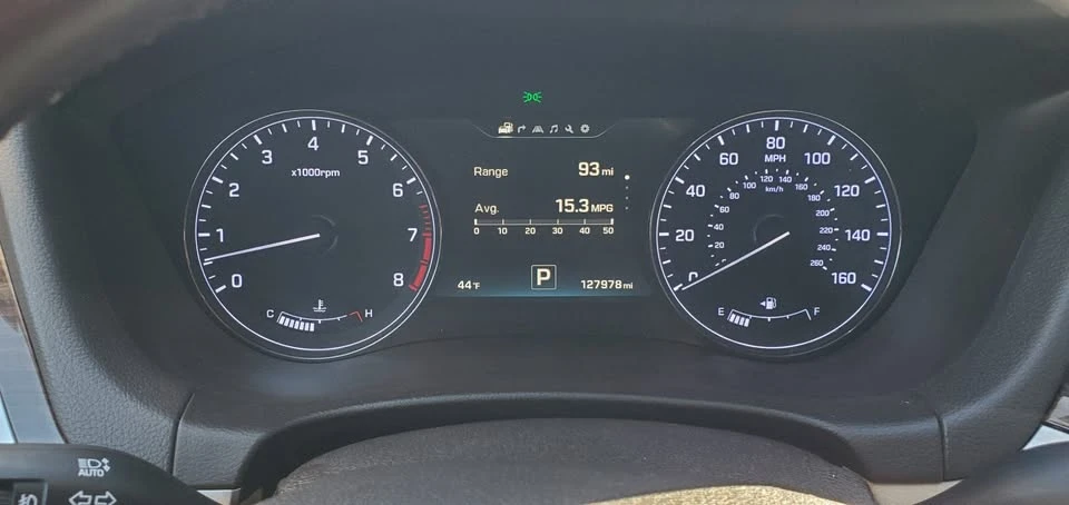 2016 Hyundai Genesis - Image 13 of 20