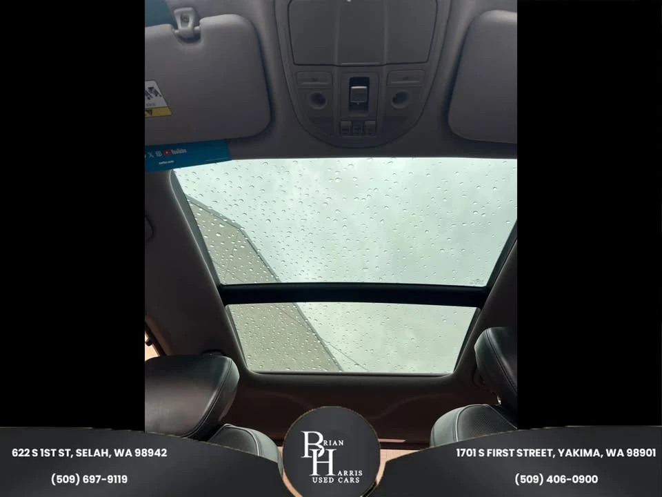 2016 Hyundai Genesis - Image 13 of 18