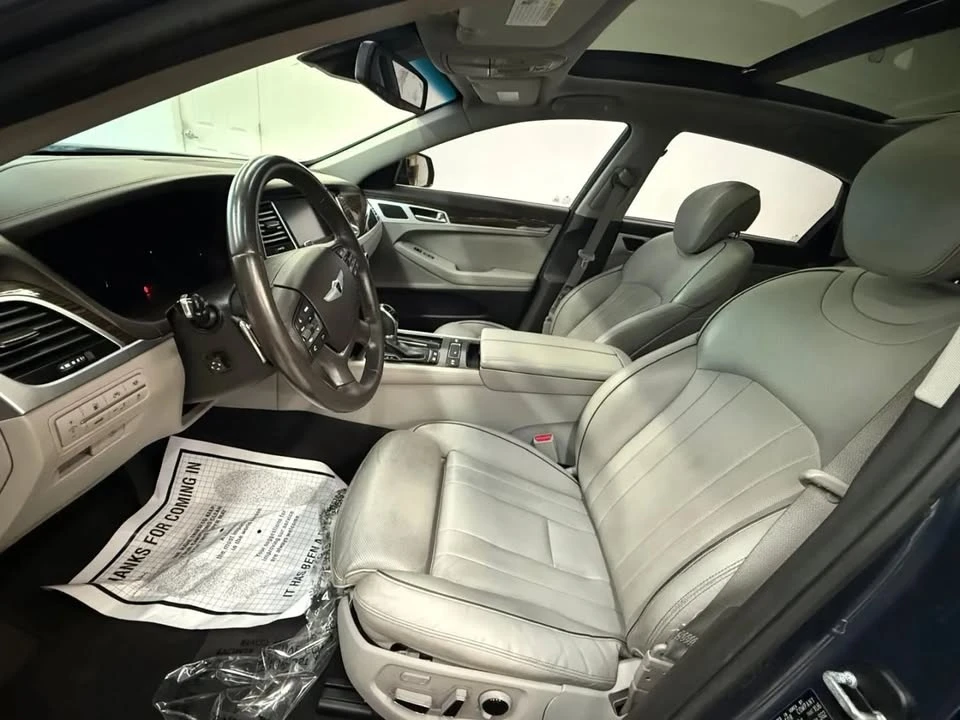 2016 Hyundai Genesis - Image 16 of 20