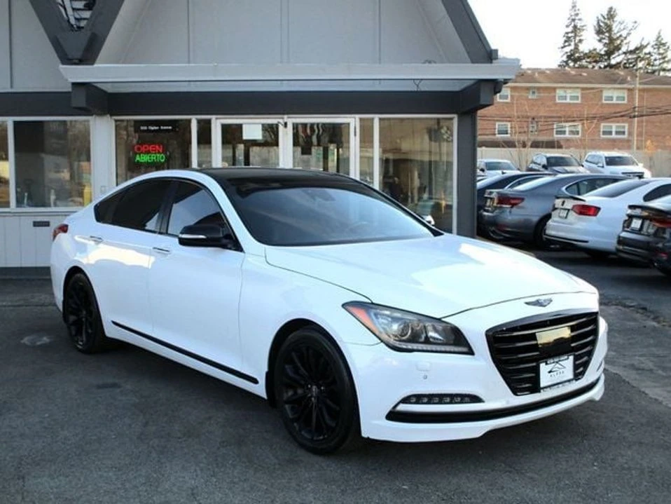 2016 Hyundai Genesis - Image 16 of 21