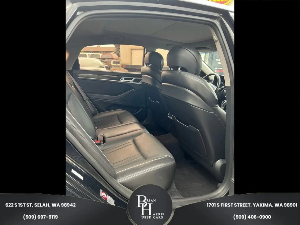 2016 Hyundai Genesis - Image 12 of 18