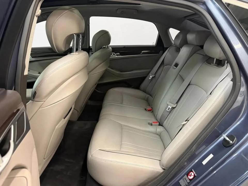 2016 Hyundai Genesis - Image 14 of 20
