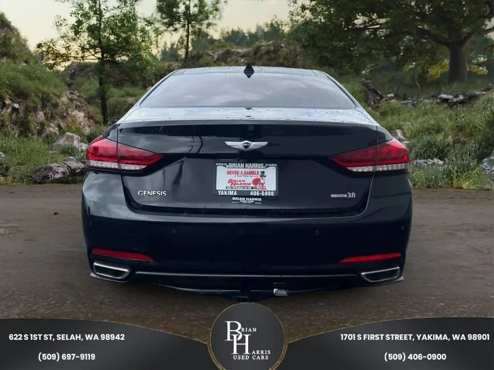 2016 Hyundai Genesis - Image 8 of 18