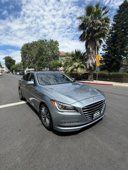 2016 Hyundai Genesis - Image 2 of 16