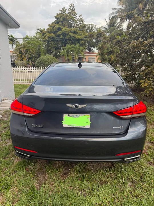 2016 Hyundai Genesis - Image 3 of 9