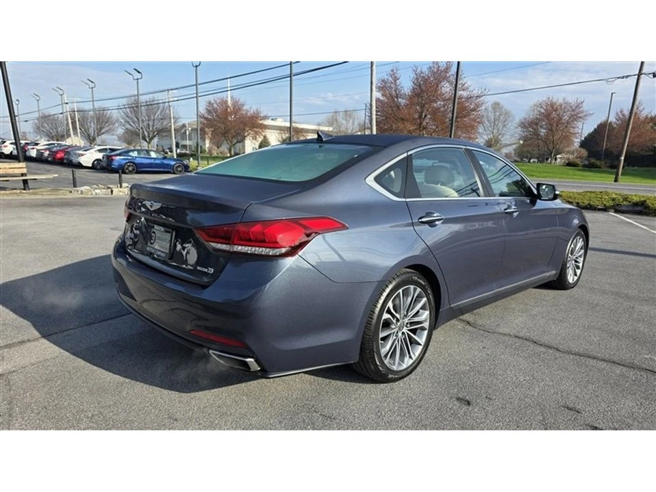 2016 Hyundai Genesis - Image 8 of 20