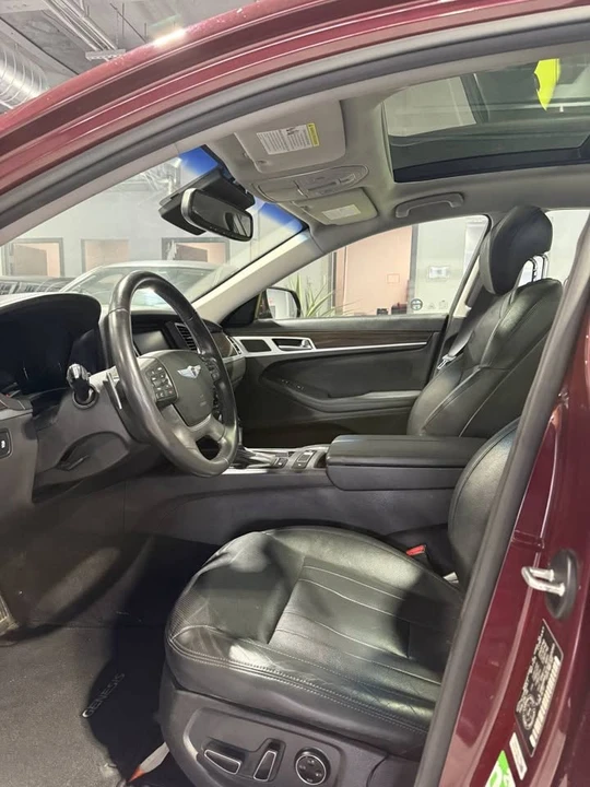 2016 Hyundai Genesis - Image 7 of 12