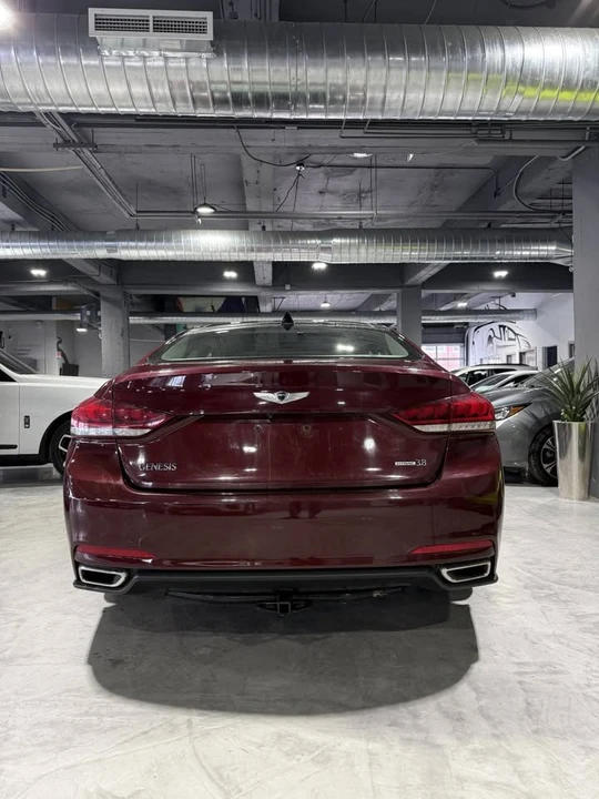 2016 Hyundai Genesis - Image 5 of 12