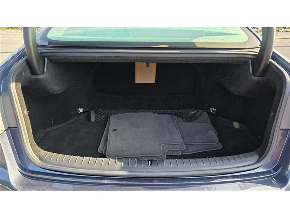 2016 Hyundai Genesis - Image 16 of 20