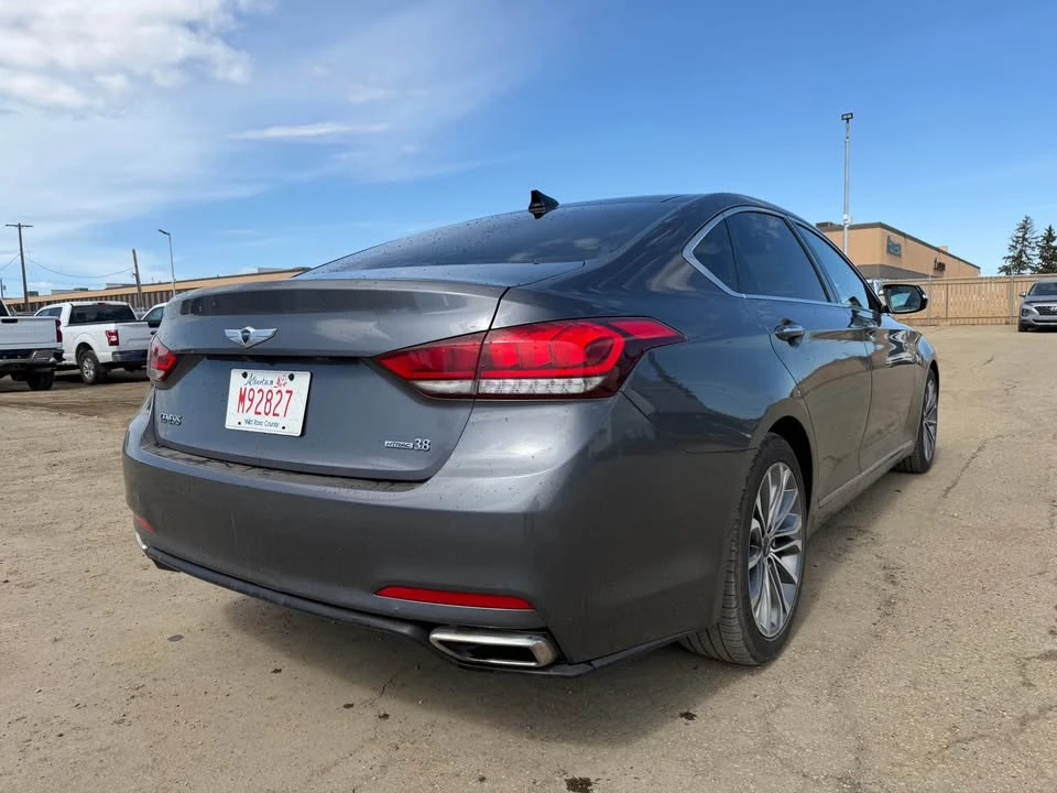 2016 Hyundai Genesis - Image 4 of 12
