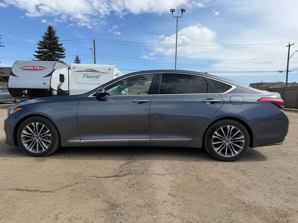 2016 Hyundai Genesis - Image 2 of 12